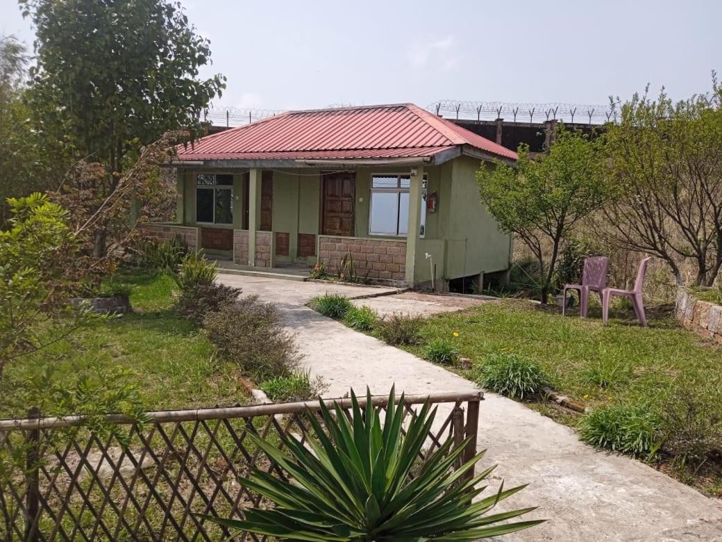 מלון צ'ראפונג'י Abode Me Me Ai Haven מראה חיצוני תמונה